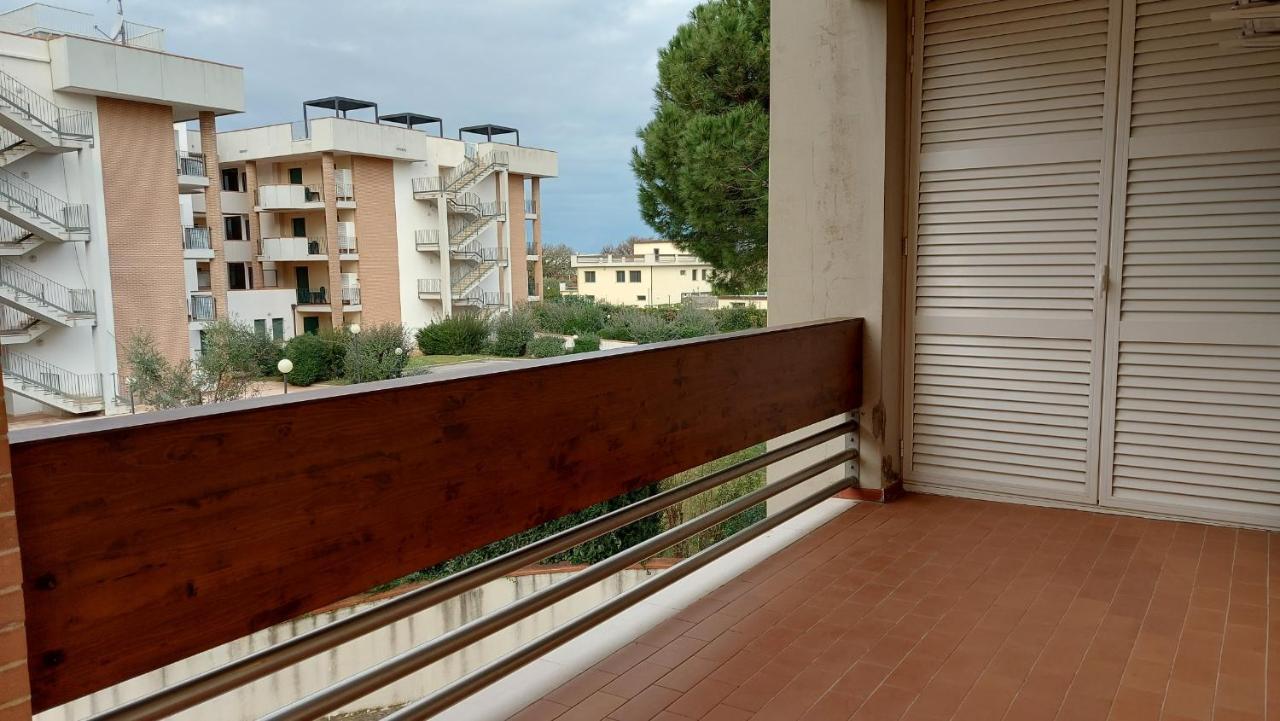 Appartamento Santa Costanza Con Piscina San Vincenzo Exterior foto